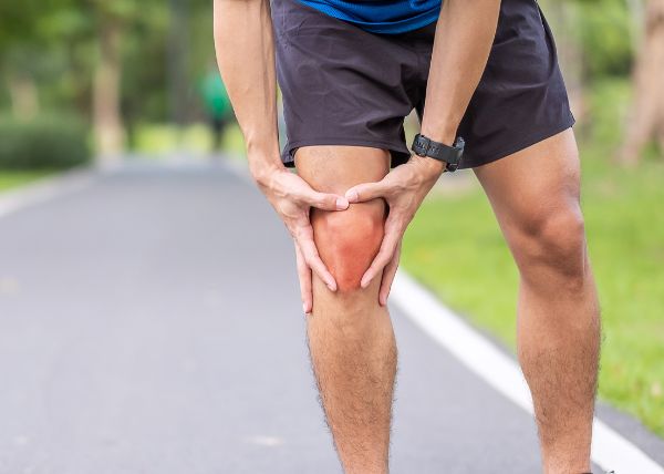 How Chiropractic Care Can Treat Runner's Knee